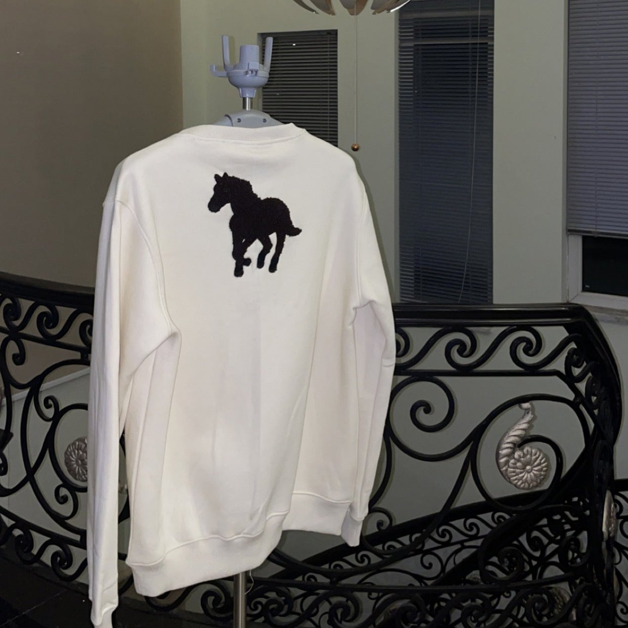 Horse Cream Crewneck - Unisex